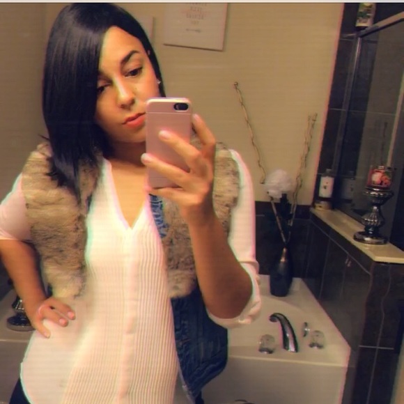 Profile Picture of Jade Chung (@future2084) on Poshmark