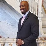 julius burrell - Instagram Profile Picture of julius burrell (@officialjuliusburrell) on Instagram