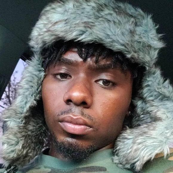 Profile Picture of Shawn Allen (@_thecaptain) on Poshmark
