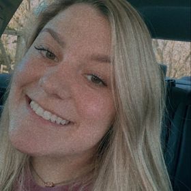 Profile Picture of Heather Turgeon (@julianneturgeon) on Pinterest