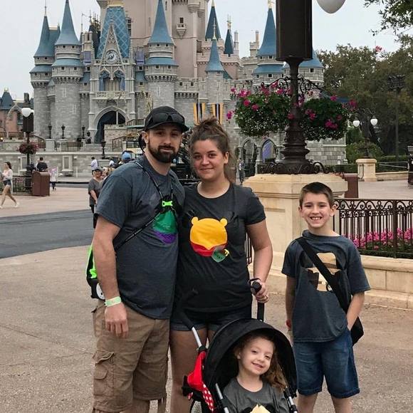 Profile Picture of Tiffany Owings (@tidily12) on Poshmark