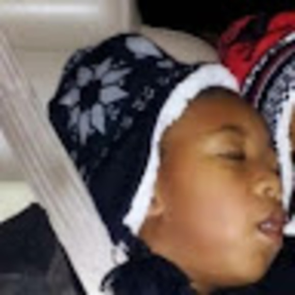 Profile Picture of Andrew Campbell (@qb8_ac) on Poshmark