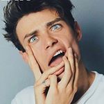 Profile Picture of A fanpage for Thomas Doherty ❤ (@thomasfuckingdoherty) on Instagram