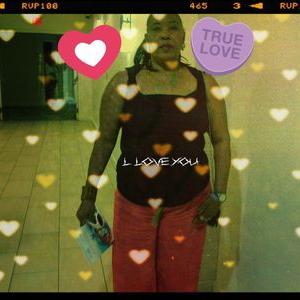 Profile Picture of Etta Thompson (@thompson_etta) on Twitter