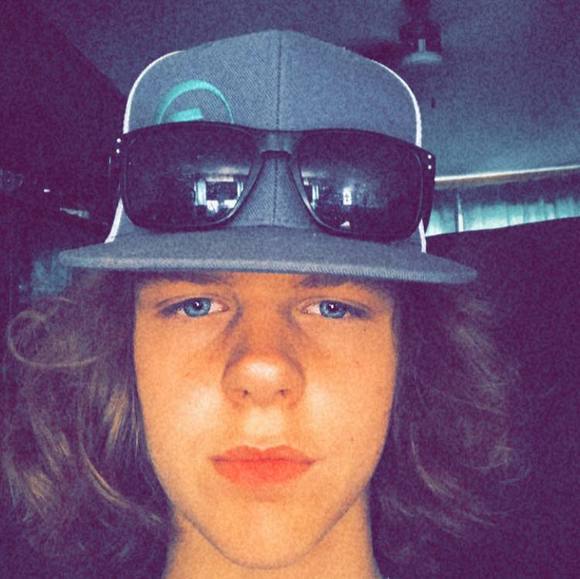 Profile Picture of Warren Gerboth (@warrengerboth) on Poshmark