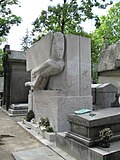 Profile Picture of Oscar Wilde's tombon Wikipedia