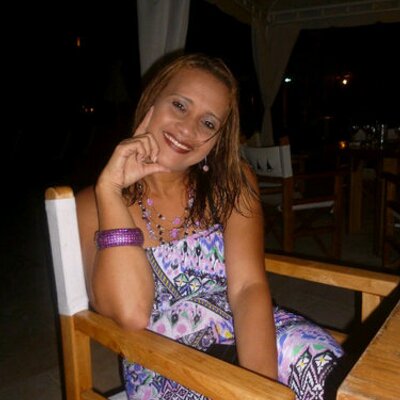 Profile Picture of Xenia Vasquez (@karioca30) on Twitter