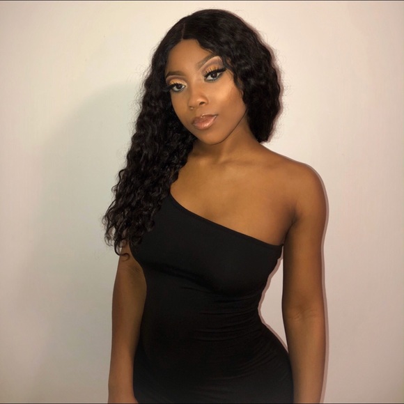 Profile Picture of Alima Dotse (@dotse_alima) on Poshmark