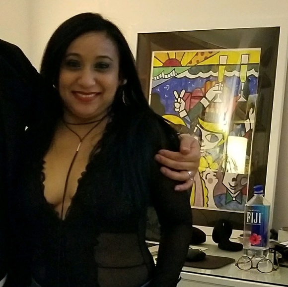 Profile Picture of Amrita Persaud (@amritaurena) on Poshmark