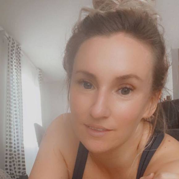 Profile Picture of Brittany Vandergaag (@vinjebrittany) on Poshmark