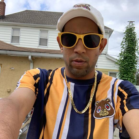 Profile Picture of Robin Singh (@trinidadboy) on Poshmark