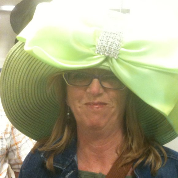 Profile Picture of Kym Karich (@kymakazee) on Poshmark