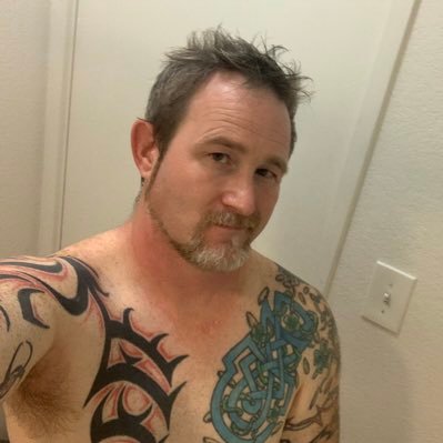 Profile Picture of Matthew  Shivers (@theman_28645) on Twitter