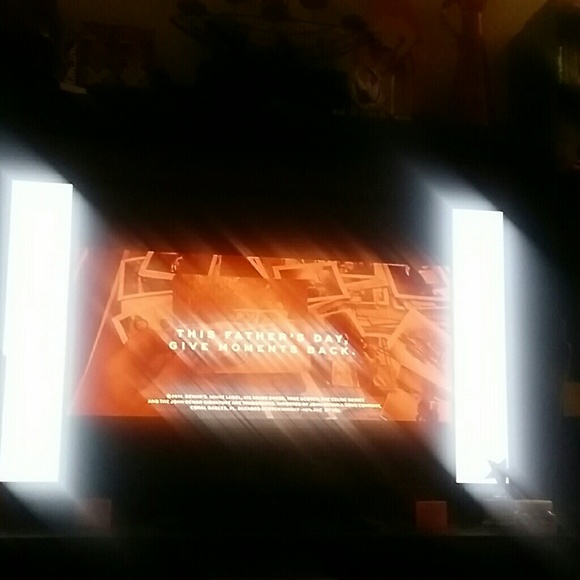 Profile Picture of Scott Schutze (@scottshootz) on Poshmark