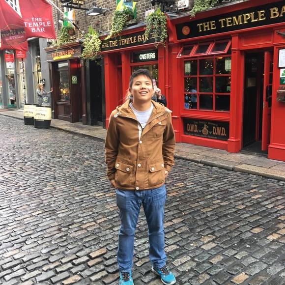 Profile Picture of Kyle Chen (@kylchen) on Poshmark