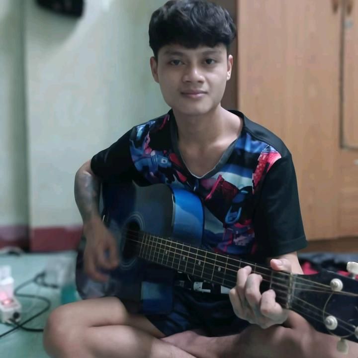 Profile Picture of KaitlinSwanson (@darreldacts) on Tiktok