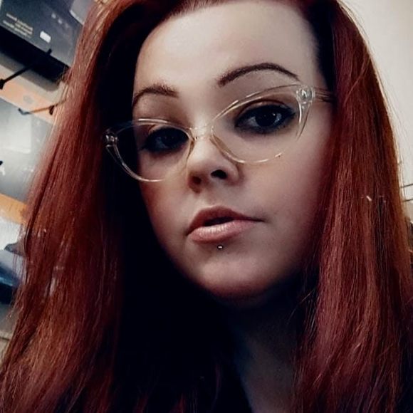 Profile Picture of Kimberly Kovatto (@kovatto) on Poshmark