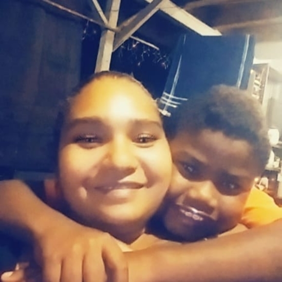 Profile Picture of Mella Gualdarama (@sexyricanmama) on Poshmark