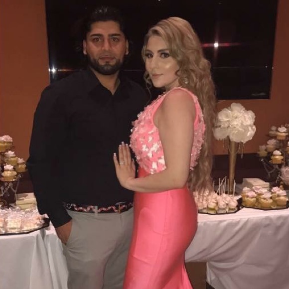 Profile Picture of Eiman Mohmand (@eimanmohmand) on Poshmark