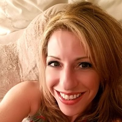 Profile Picture of Jennifer Lynn Duca (@lynn_duca) on Twitter