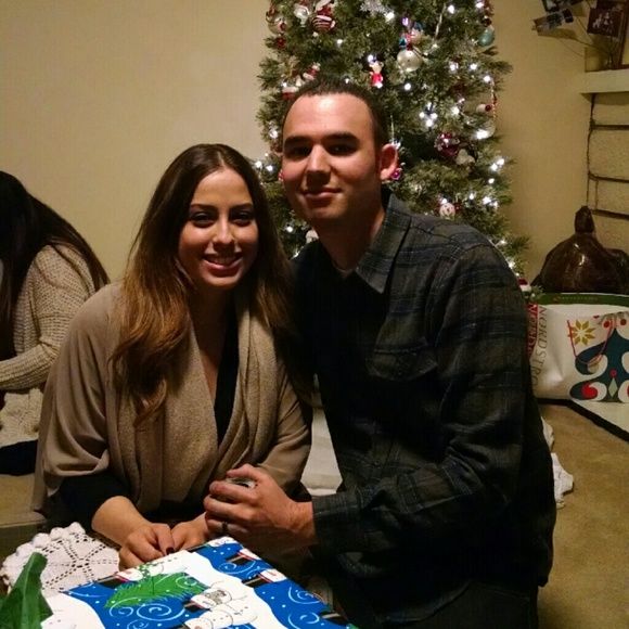 Profile Picture of Crystal Oshiro (@crystal_oshiro6) on Poshmark