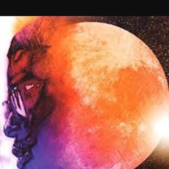 Profile Picture of Celia Donaldson (@celia_123_) on Poshmark