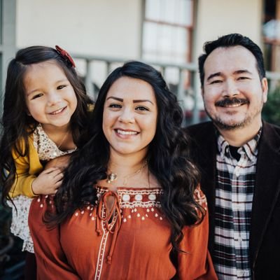 Profile Picture of Rita Schneider (@SunshineMama143) on Twitter