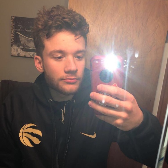 Profile Picture of Joshua Wilkinson (@jawshwilky) on Poshmark