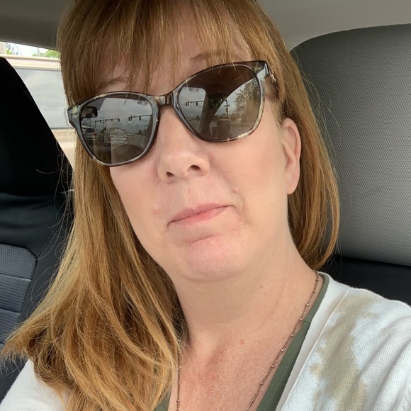 Profile Picture of Kara Patchin (@kmf1974) on Poshmark