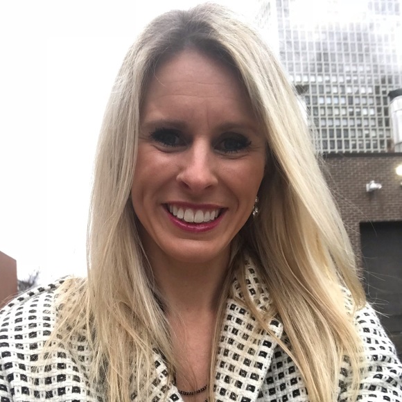 Profile Picture of Annie Coolahan (@acoola) on Poshmark