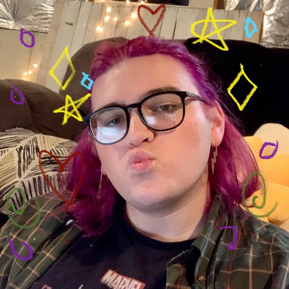 Profile Picture of Andrew Ehlen (@ace_juniper912) on Poshmark
