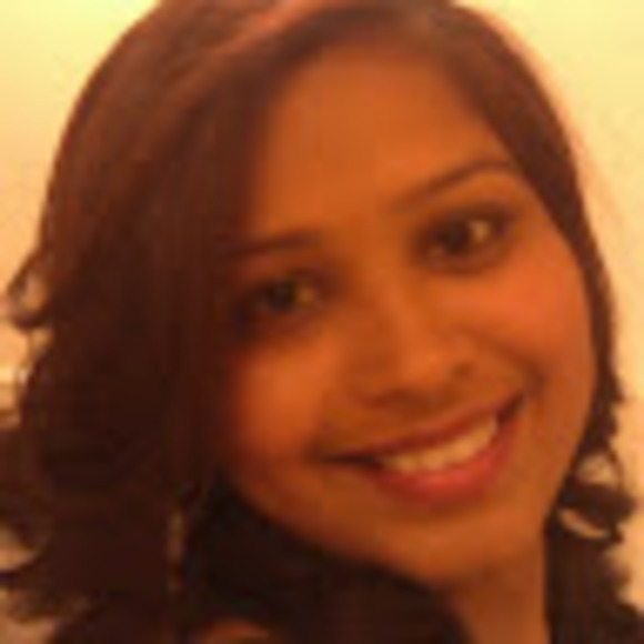 Profile Picture of Katrina Singh (@vashtisingh19) on Poshmark