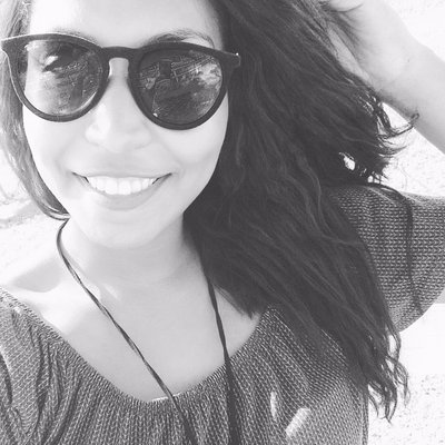 Profile Picture of Carolina ♡ (@_CarolMonteiro_) on Twitter