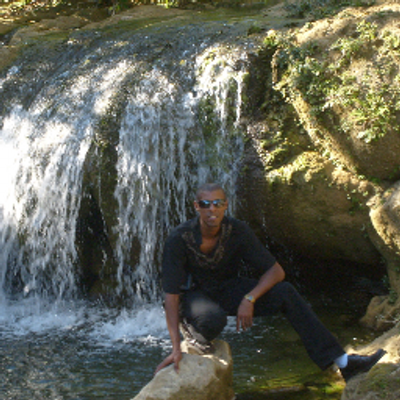 Profile Picture of Alex G Moses (@AlexanderGMoses) on Twitter