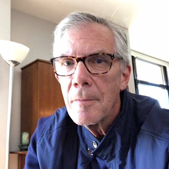 Profile Picture of Dave Lucas (@flatbedford) on Poshmark