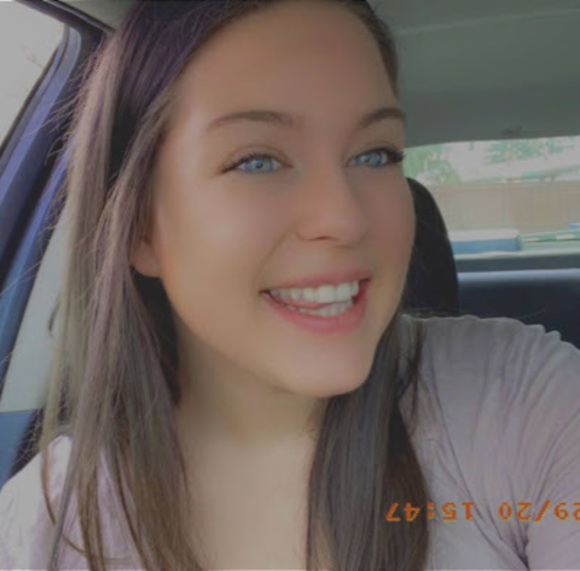 Profile Picture of Peyton Mcdowall (@peyton_mcdowall) on Poshmark