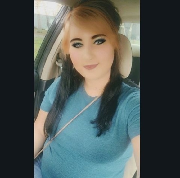 Profile Picture of Kimberly Hackett (@kimberlyhack902) on Poshmark