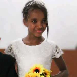 Profile Picture of 𝑴𝒆𝒍𝒍 𝑽𝒊𝒅𝒂𝒍𝒍 🦄✨ (@melvidaloficial) on Tiktok