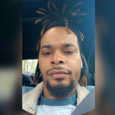 Profile Picture of Lorr Uno (@GirlThatsUno) on Twitter