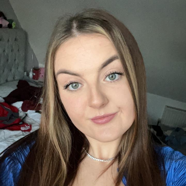 Profile Picture of Lorna Davis (@@lorna_davis) on Tiktok