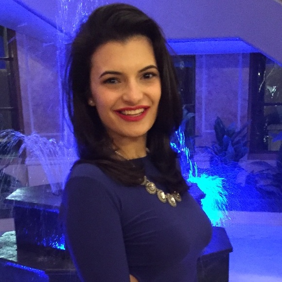 Marcella Staropoli - Poshmark Profile Picture of Marcella Staropoli (@staropolim) on Poshmark