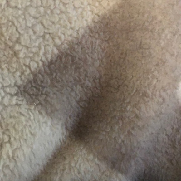 Profile Picture of Diana Muraca (@dmuraca) on Poshmark