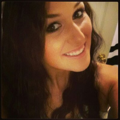 Profile Picture of Amber Lore (@LoreAmber) on Twitter