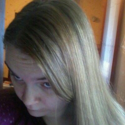 Laura Ackroyd - Twitter Profile Picture of Laura Ackroyd (@lauraelizebeth7) on Twitter