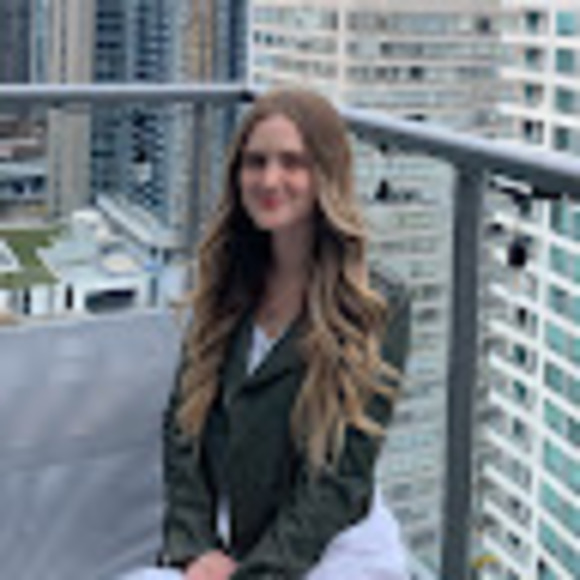 Profile Picture of Maria g. Chacin (@m_chacin) on Poshmark
