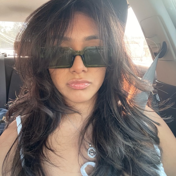 Danna Rojas - Poshmark Profile Picture of Danna Rojas (@dannak077) on Poshmark