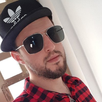 Profile Picture of Robert - Lucian Cirlescu (@RCirlescu) on Twitter