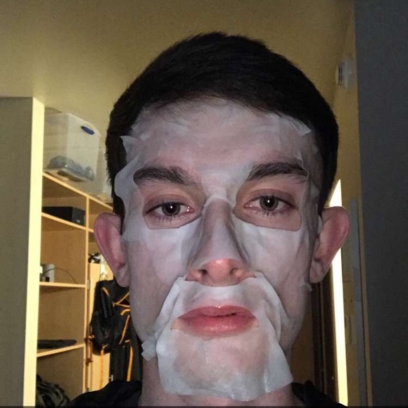 Profile Picture of Matthew Whitney (@nickwashburn) on Poshmark