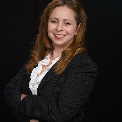 Profile Picture of Jennifer Weinberg (@VegasBizSales) on Twitter