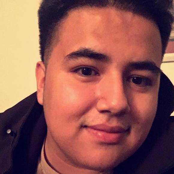 Profile Picture of Adrian Chomina (@gchomina) on Poshmark